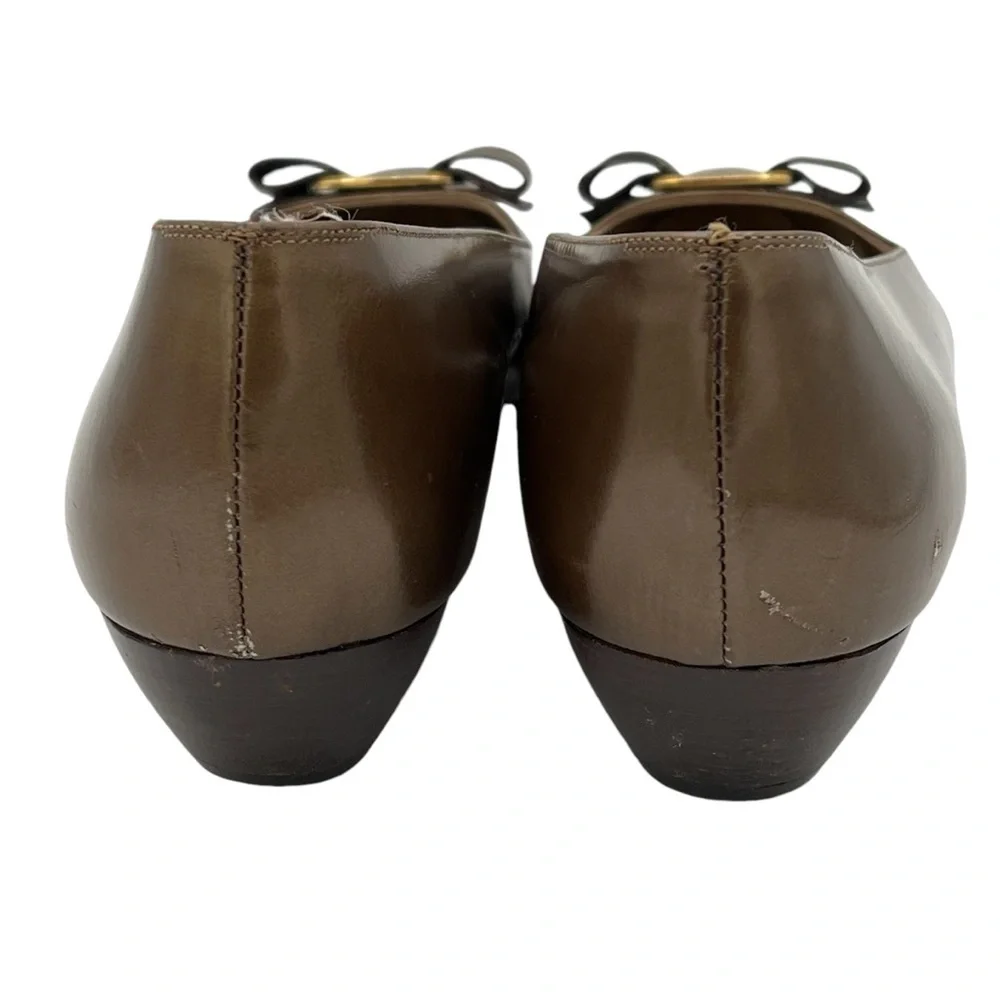 Salvatore Ferragamo Women's Vintage Low Heel Brown Leather Pump - Picture 5 of 11